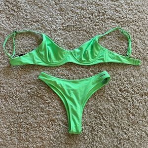 Blackbough neon green bikini